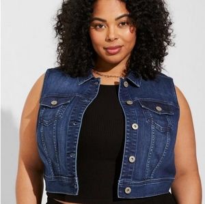 Torrid NWOT Denim Crop Vest Dark Wash Size 1